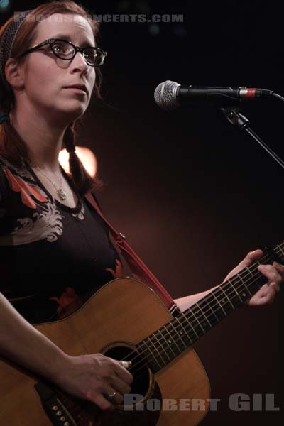 LAURA VEIRS AND THE HALL OF FLAMES - 2011-02-20 - PARIS - La Maroquinerie - 